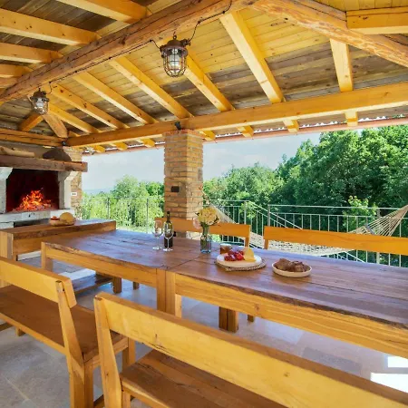 Holiday Oliti 別荘 Mošćenička Draga